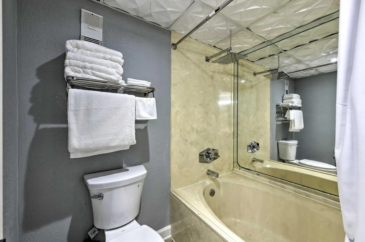 Modern Panama City Beach Condo With Resort Perks! 0*,  Amerikai Egyesült Államok